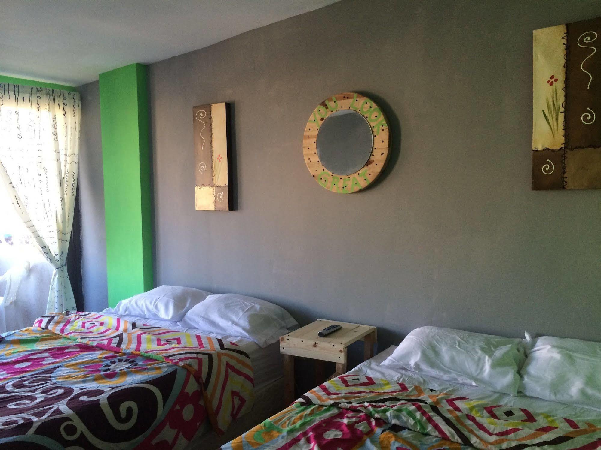 Bajas Cactus Hostel Cabo San Lucas Esterno foto